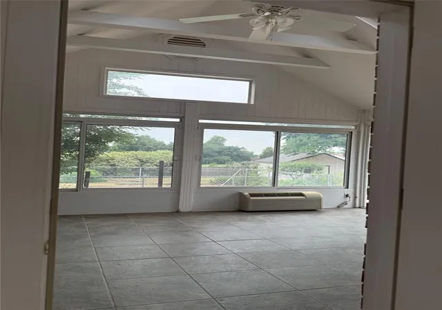 33rd image of 1746 W David Dr, Mustang, OK 73064 | MLS# 1231239
