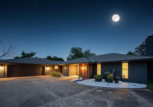 46th image of 13216 Inverness Ave, Oklahoma City, OK 73120 | MLS# 1231285