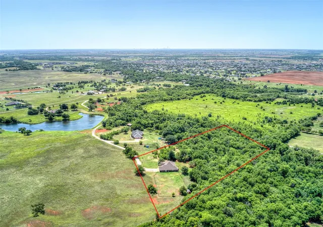 2nd image of 2805 Ne Edmond Rd, Piedmont, OK 73078 | MLS# 1231292