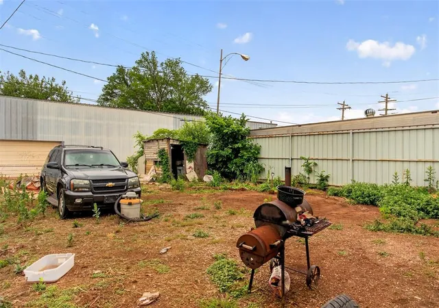Homes for sale in Cordell, OK | 211 N Market St, Cordell, OK 73632 | MLS# 1231293