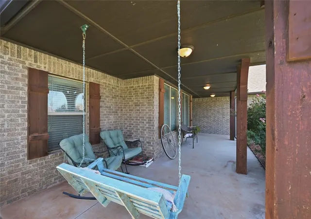 5th image of 279 Timber Ln, Harrah, OK 73045 | MLS# 1231305
