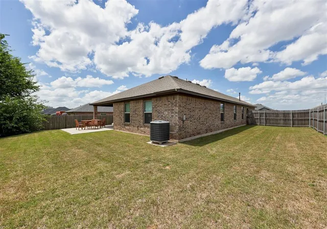 Homes for sale in Blanchard, OK | 324 Megan Ct, Blanchard, OK 73010 | MLS# 1231318