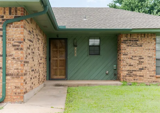 Homes for sale in Edmond, OK | 733 Mallard Ave, Edmond, OK 73003 | MLS# 1231324