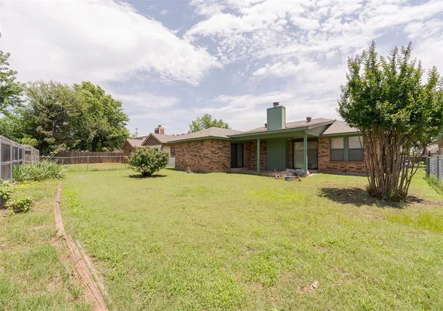 Homes for sale in Edmond, OK | 733 Mallard Ave, Edmond, OK 73003 | MLS# 1231324
