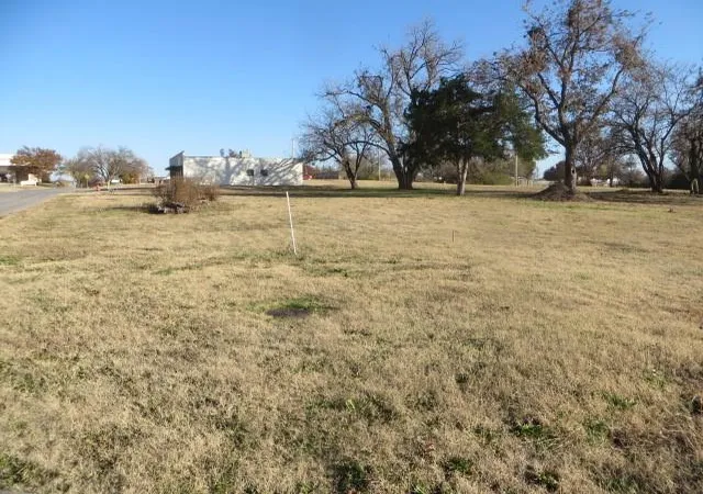 2nd image of 000 W Iowa Ave, Chickasha, OK 73018 | MLS# 1231361