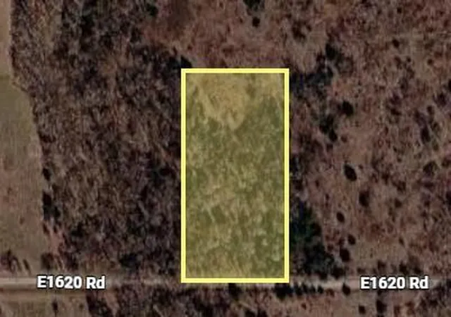 Homes for sale in Pauls Valley, OK | 3210 N County Rd #Tract 14, Pauls Valley, OK 73433 | MLS# 1231376
