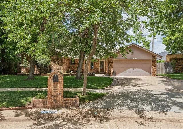 Photo 2 of Sale Pending at 1629 Exeter Ct, Oklahoma City, OK 73159 | MLS# 1231379 | Listing updated on 2026-08-18
