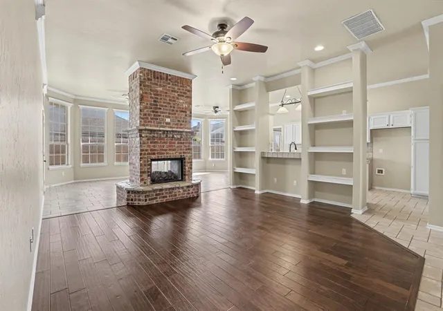 4th image of 1832 Camden Wy, Edmond, OK 73013 | MLS# 1231386
