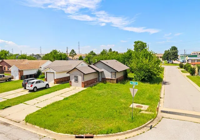 Photo 29 of Single family home for sale at 201 Nw 121st Street, Oklahoma City, OK 73114 | MLS# 1231496 | Listing updated on 2026-08-19