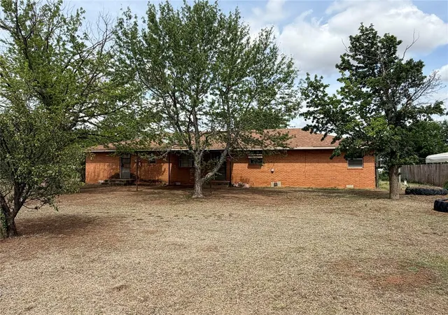Homes for sale in Sentinel, OK | 210 S 6Th St, Sentinel, OK 73664 | MLS# 1231519