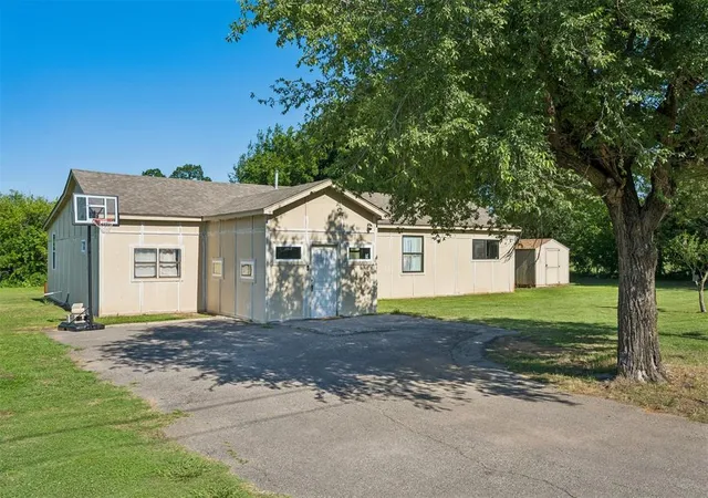 Homes for sale in Spencer, OK | 5817 Jericho, Spencer, OK 73084 | MLS# 1231559