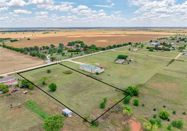 Homes for sale in Kingfisher, OK | 34 Rr 3, Kingfisher, OK 73750 | MLS# 1231588