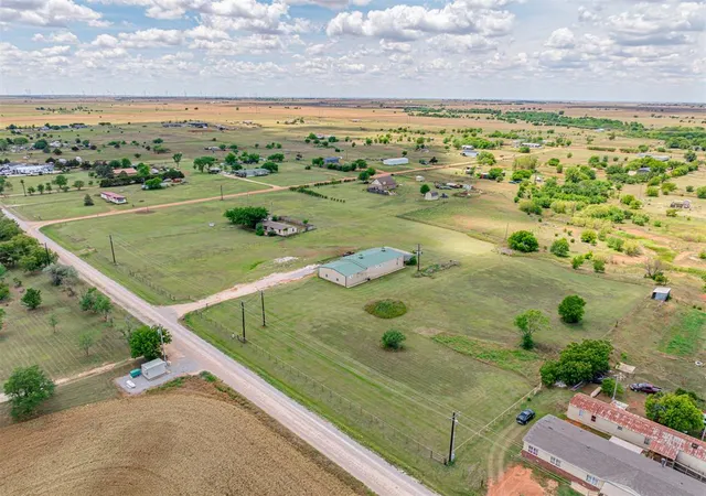 Homes for sale in Kingfisher, OK | 34 Rr 3, Kingfisher, OK 73750 | MLS# 1231588