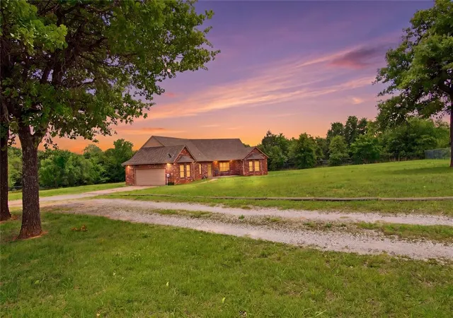 Homes for sale in Spencer, OK | 4824 Richardson Ave, Spencer, OK 73084 | MLS# 1231596