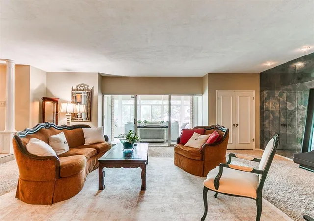 5th image of 10208 Westlake Dr, Oklahoma City, OK 73162 | MLS# 1231608