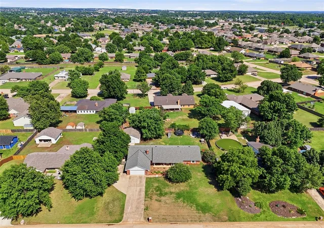 Photo 4 of Sale Pending at 616 N Falcon Way, Mustang, OK 73064 | MLS# 1231627 | Listing updated on 2026-08-27