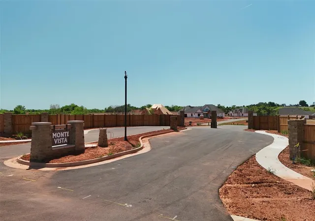 3rd image of 1809 Meadowview Dr, Norman, OK 73071 | MLS# 1231631