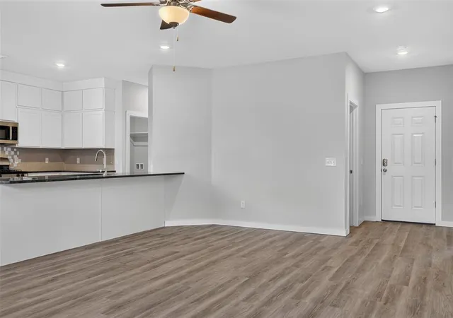 Photo 3 of Single family home for sale at 524 Stella Trl, Guthrie, OK 73044 | MLS# 1231636 | Listing updated on 2026-10-20