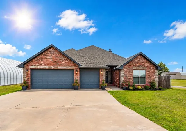 Homes for sale in Piedmont, OK | 6360 Morgan Ne Rd, Piedmont, OK 73078 | MLS# 1231641