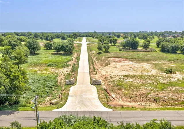 5th image of 1952 Cattle Dr, Guthrie, OK 73044 | MLS# 1231644