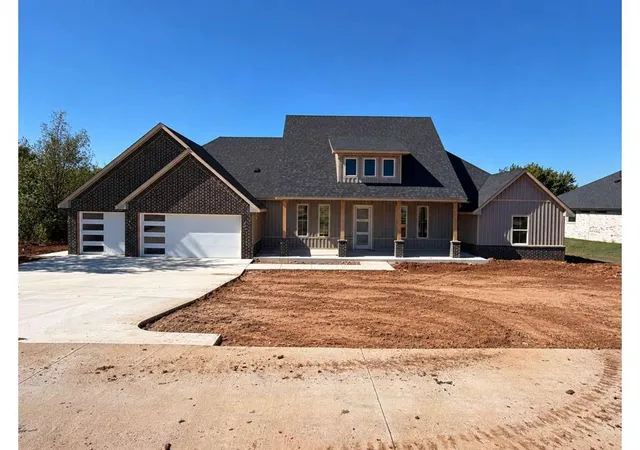 Photo 1 of Single family home for sale at 1835 S Blackberry Bnd, Guthrie, OK 73044 | MLS# 1231678 | Listing updated on 2026-10-28
