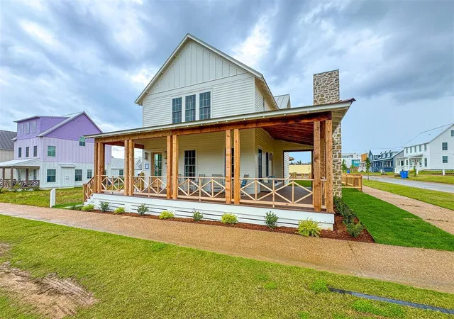 Homes for sale in Carlton Landing, OK | 62 Hill St, Carlton Landing, OK 74432 | MLS# 1231681
