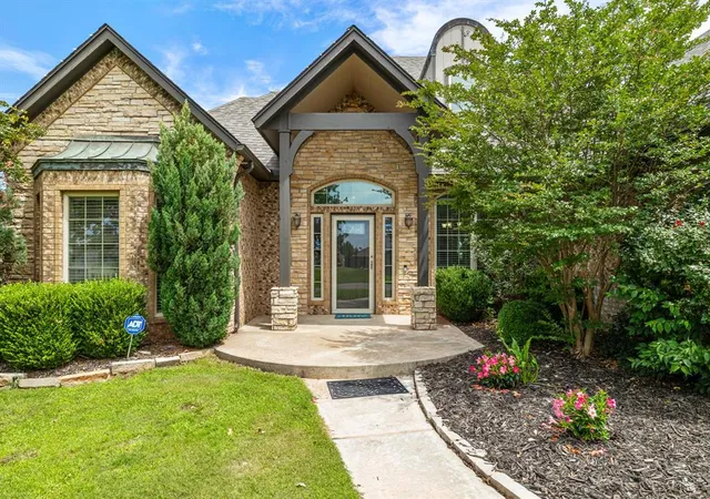 Photo 3 of Single family home for sale at 2250 Jackson Ln, Blanchard, OK 73010 | MLS# 1231695 | Listing updated on 2026-06-01