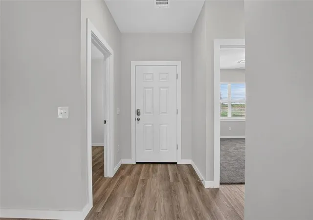 Photo 3 of Single family home for sale at 544 Cumberland Dr, Edmond, OK 73034 | MLS# 1231698 | Listing updated on 2026-09-17