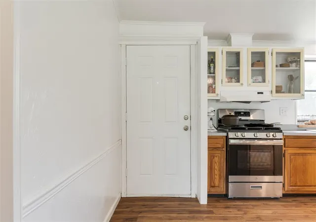 Photo 3 of Sale Pending at 4409 S Valley View Ln, Edmond, OK 73034 | MLS# 1231700 | Listing updated on 2026-09-08
