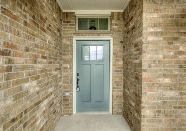 Photo 3 of Single family home for sale at 7620 Three Woods Ln, Yukon, OK 73099 | MLS# 1231719 | Listing updated on 2026-08-21
