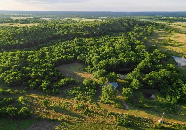Homes for sale in Okemah, OK | 376098 E 990 Rd, Okemah, OK 74859 | MLS# 1231753