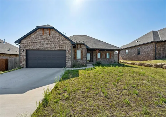 3rd image of 2711 Landmark Dr, Seminole, OK 74868 | MLS# 1231768
