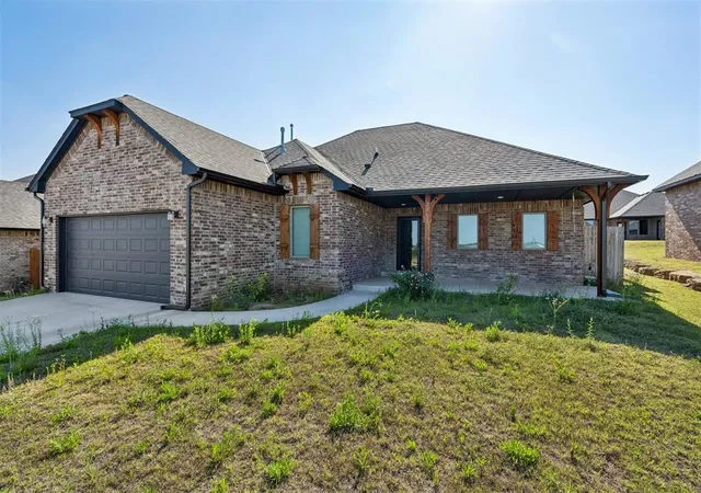 4th image of 2711 Landmark Dr, Seminole, OK 74868 | MLS# 1231768