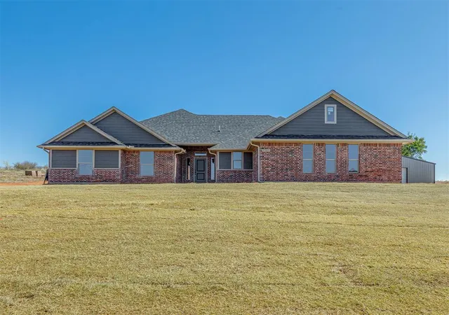 Single family home for sale at 1985 Twin Spires Trl, Blanchard, OK 73010 | MLS# 1231789 | Listing updated on 2026-10-22