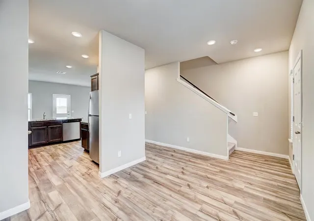2nd image of 1922 Redwood Ln, El Reno, OK 73036 | MLS# 1231809
