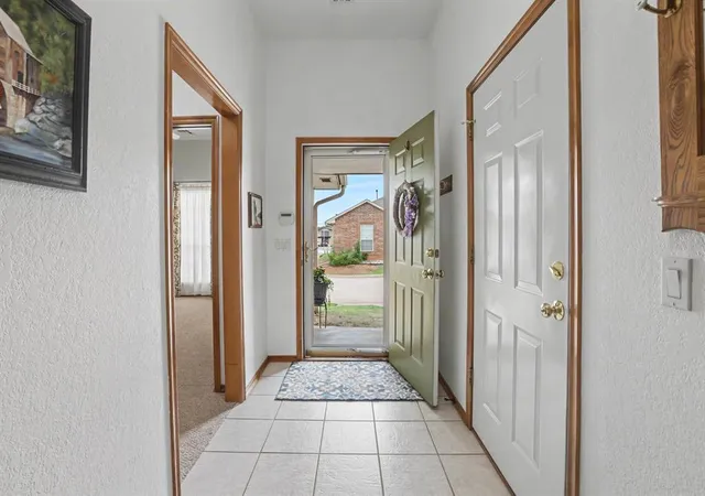 3rd image of 227 N Kelly Ave, Edmond, OK 73003 | MLS# 1231830