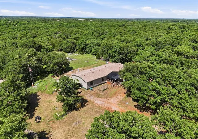 5th image of 21333 Sunset Ln, Harrah, OK 73045 | MLS# 1231857