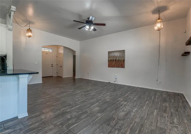 5th image of 5865 Timberland Xing, Guthrie, OK 73044 | MLS# 1231866