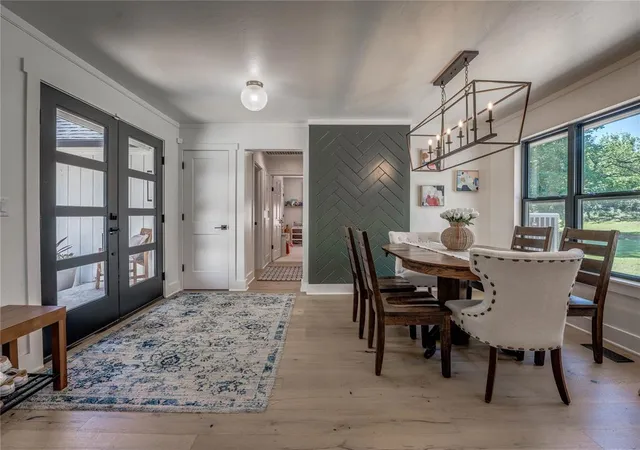 3rd image of 2221 W College Ave, Guthrie, OK 73044 | MLS# 1231871