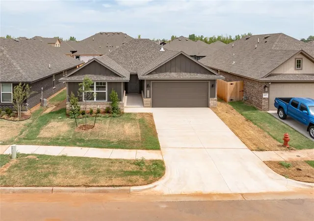 Photo 1 of Single family home for sale at 10641 Sw 18th Street, Yukon, OK 73099 | MLS# 1231876 | Listing updated on 2026-10-05