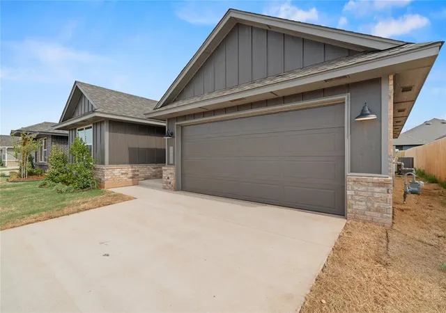 Photo 4 of Single family home for sale at 10641 SW 18th Street, Yukon, OK 73099 | MLS# 1231876 | Listing updated on 2026-10-05