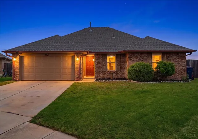 Homes for sale in Edmond, OK | 2301 Nw 176th St, Edmond, OK 73012 | MLS# 1231927