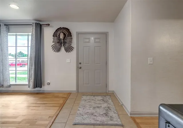 Photo 4 of Single family home for sale at 7329 Crown Point Rd, Oklahoma City, OK 73132 | MLS# 1231961 | Listing updated on 2026-09-23