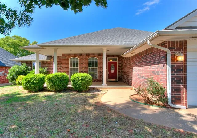 2nd image of 309 E Richmond Ter, Mustang, OK 73064 | MLS# 1231962