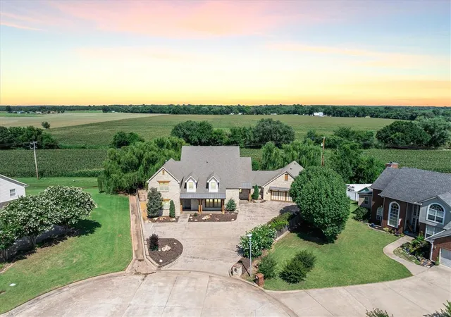 1st image of 611 Pool Ct, Shawnee, OK 74801 | MLS# 1232010