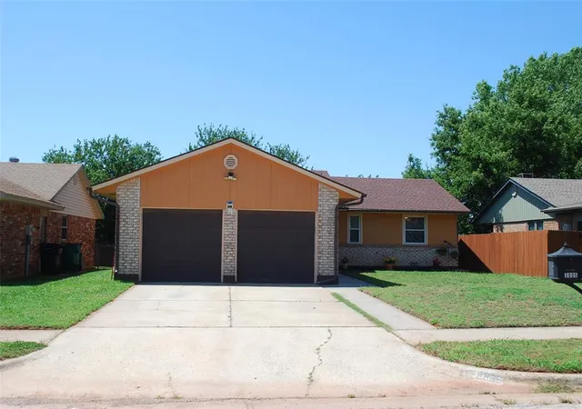 Homes for sale in Oklahoma City, OK | 3805 Oak Valley Rd, Oklahoma City, OK 73135 | MLS# 1232029