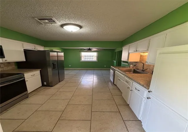 Homes for sale in Oklahoma City, OK | 3805 Oak Valley Rd, Oklahoma City, OK 73135 | MLS# 1232029