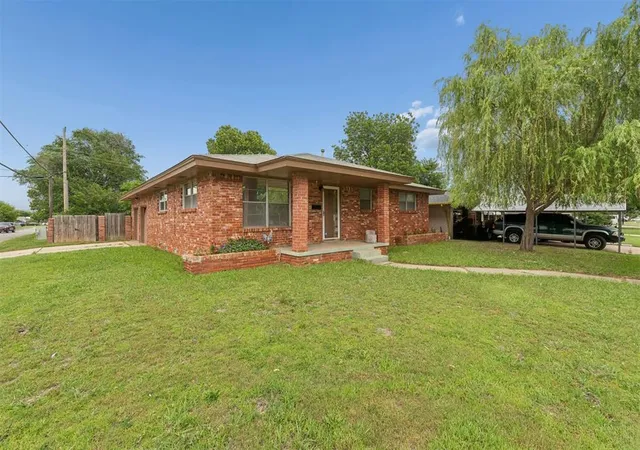 Homes for sale in Oklahoma City, OK | 2637 Sw 56Th St, Oklahoma City, OK 73119 | MLS# 1232042
