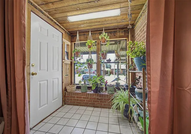 Photo 3 of Single family home for sale at 4025 Nw 31st Street, Oklahoma City, OK 73112 | MLS# 1232047 | Listing updated on 2026-09-18