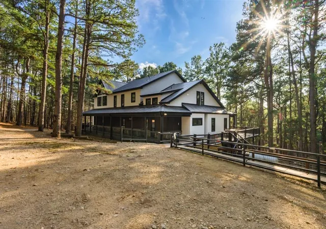 Photo 3 of Single family home for sale at 255 Trebble Hook Rd, Broken Bow, OK 74728 | MLS# 1232066 | Listing updated on 2026-08-18